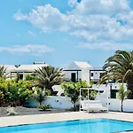 Canaryislandshost L Arena Apartment